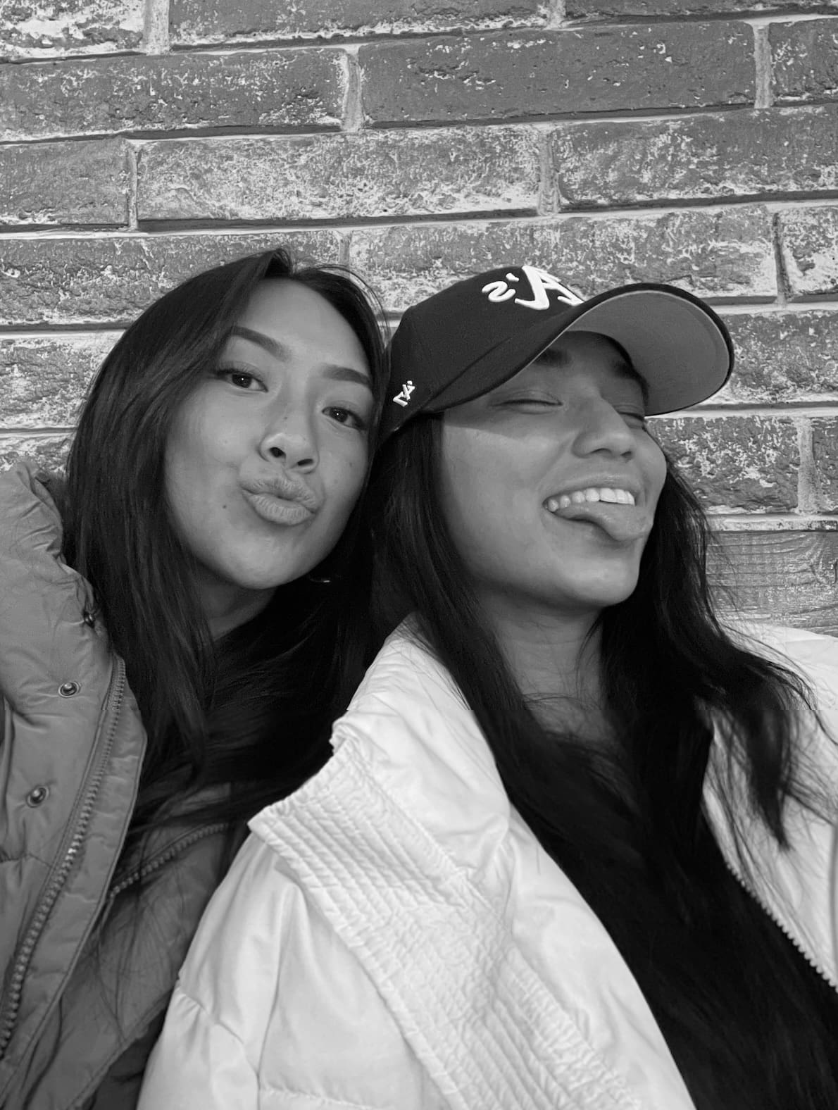 two girl best friends